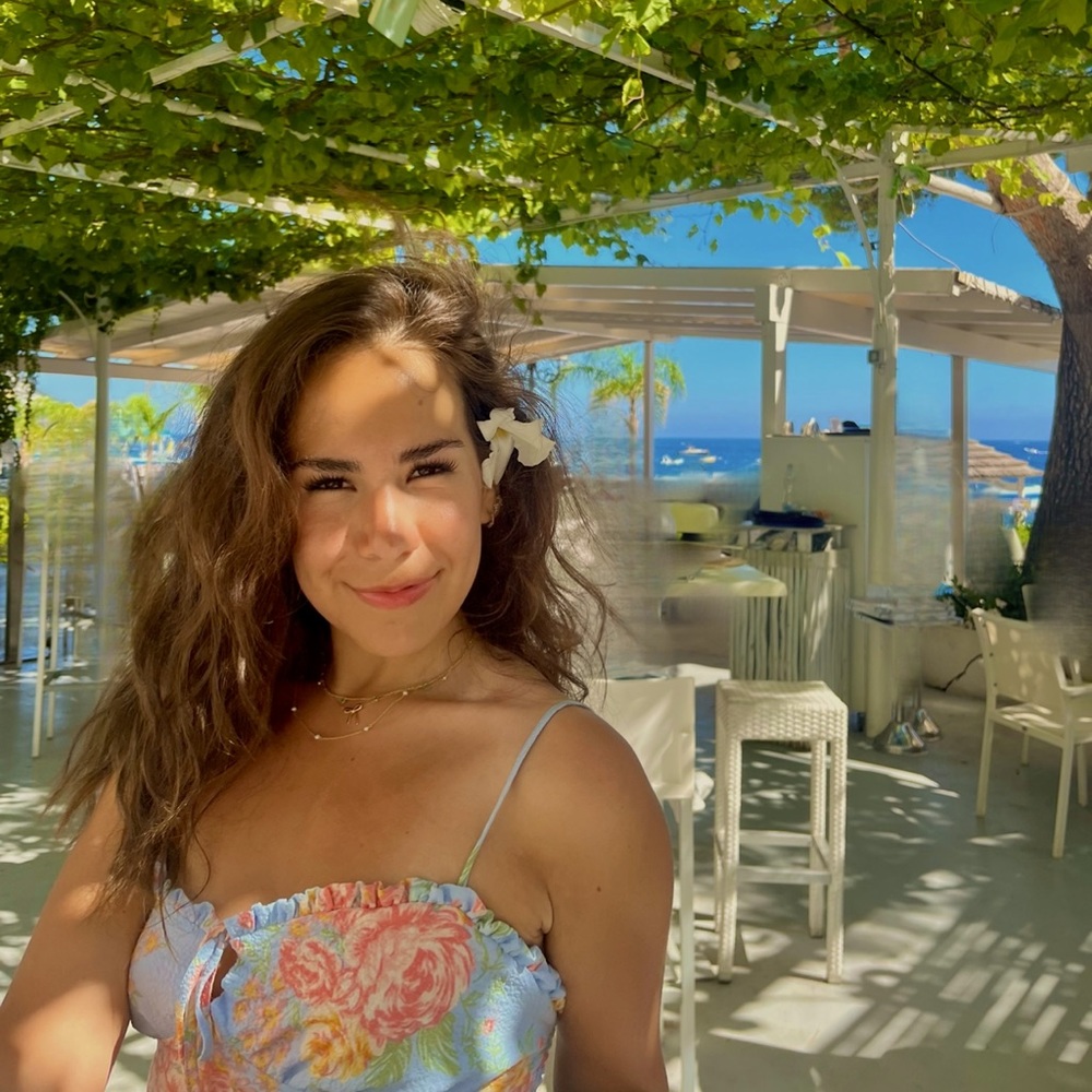 Meet your Posher, Stephanie